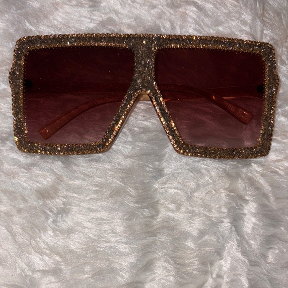 Fashion Jewelry Accessories - Sparkling Gold Sunglasses